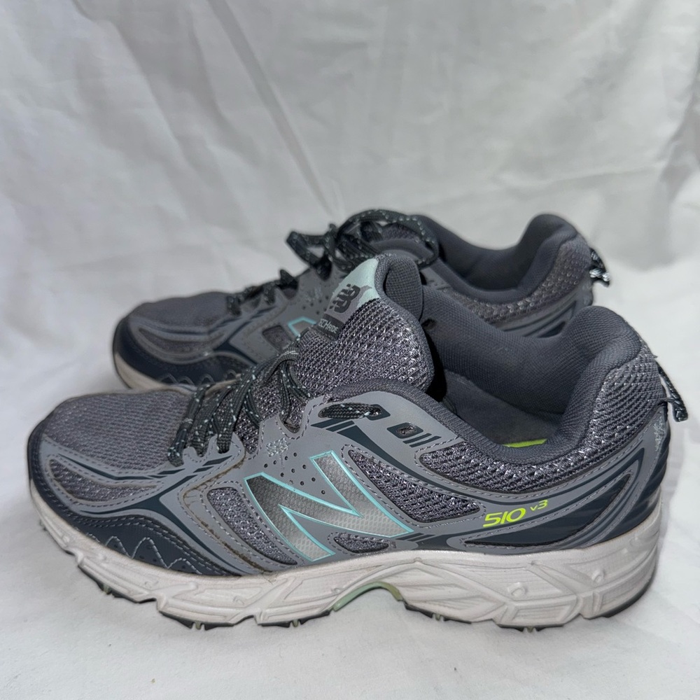 New Balance Women's 510v3 trail running shoes in gray size 7.5